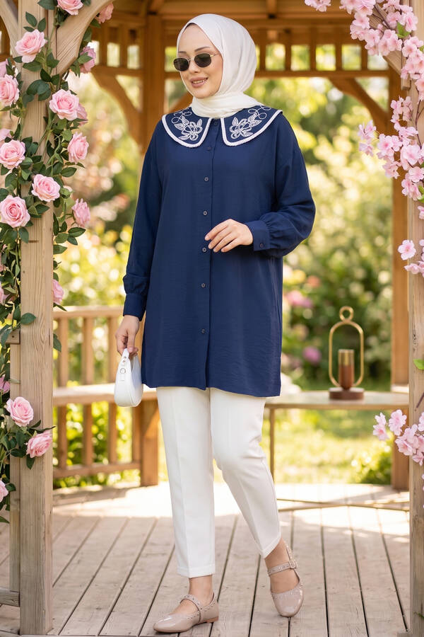 Svs - Yaka Nakışlı Tesettür Tunik Lacivert