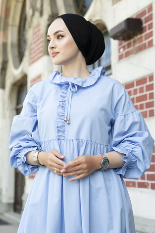 Yakası Fırfırlı Poplin Tesettür Elbise 100MD-10432 Bebe Mavisi - Thumbnail