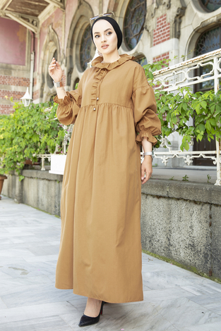 Yakası Fırfırlı Poplin Tesettür Elbise 100MD-10432 Taba - Thumbnail