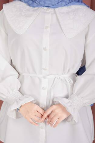 Yakası Nakış Detaylı Beli Bağcıklı Tunik Beyaz - Thumbnail