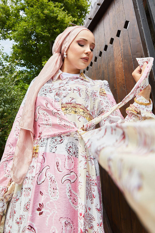 Efl - Yandan Bağlamalı Gömlek Yaka Elbise Pembe (1) Efl - Yandan Bağlamalı Gömlek Yaka Elbise Pembe (1)