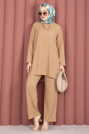 Yanları Yırtmaçlı Tunik Pantolon Takım Camel