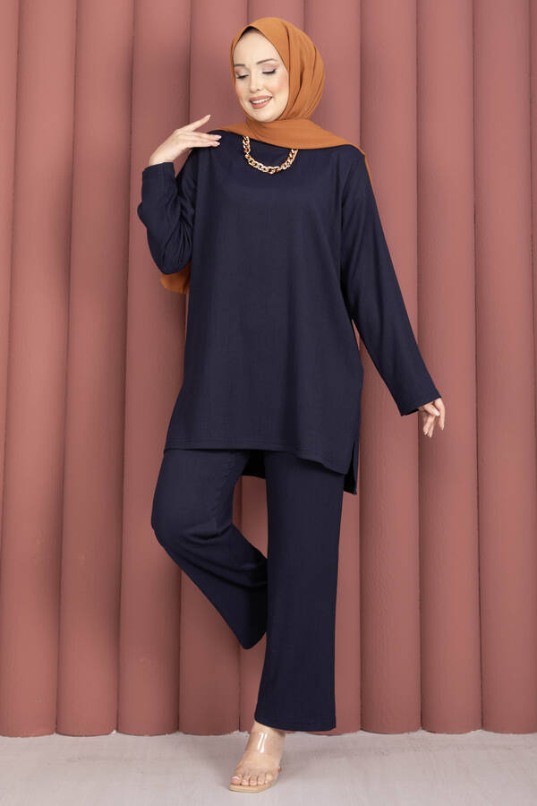 Tkm - Yanları Yırtmaçlı Tunik Pantolon Takım Lacivert
