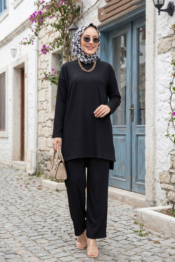 Tkm - Yanları Yırtmaçlı Tunik Pantolon Takım Siyah