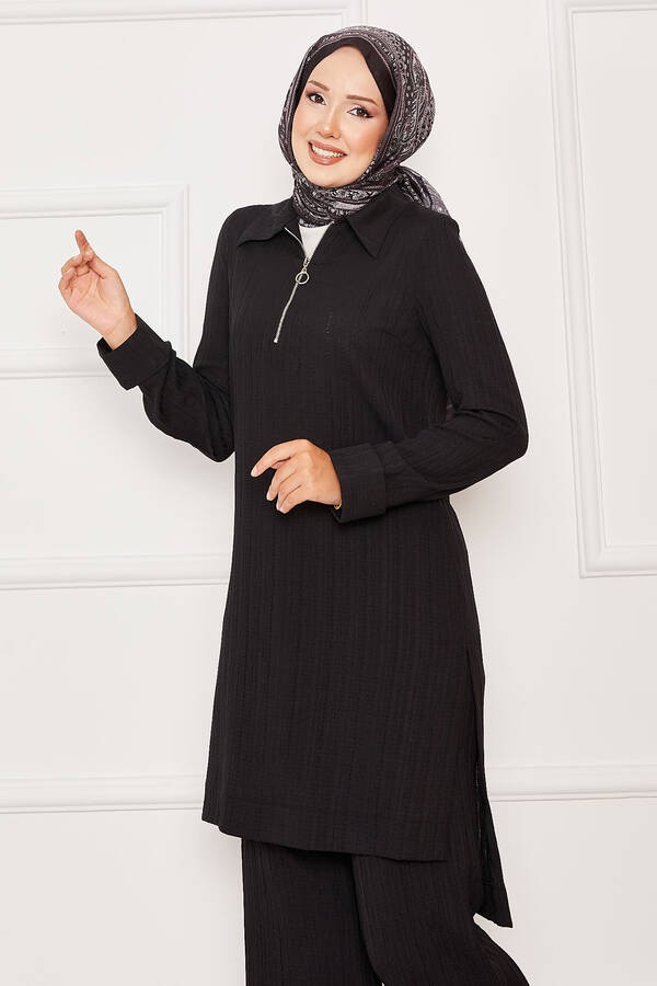 SM - Yarım Fermuar Detaylı İkili Takım Siyah (1) SM - Yarım Fermuar Detaylı İkili Takım Siyah (1)