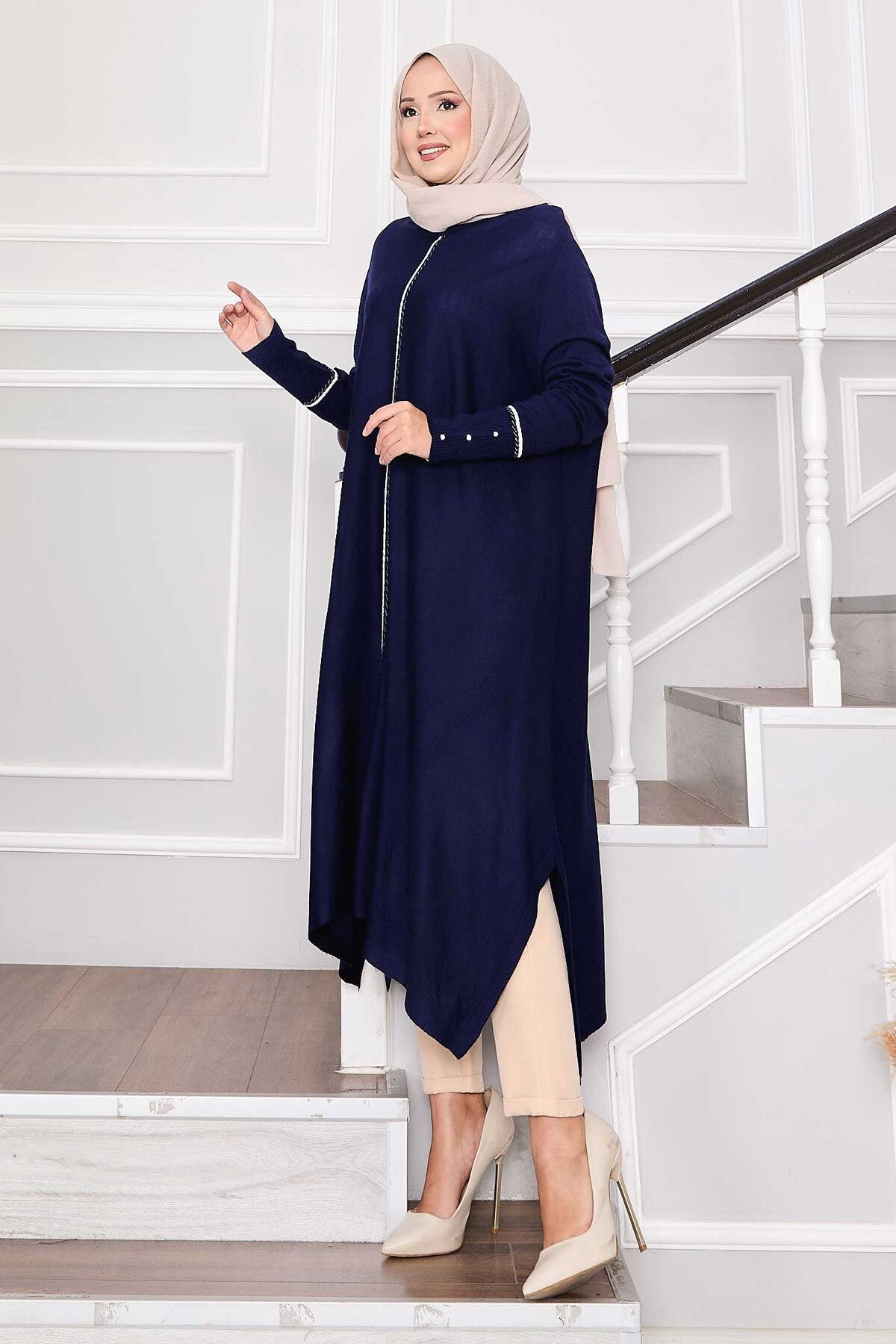 Zarif Sim Şeritli Mevlana Triko Tunik Saks Zarif Sim Şeritli Mevlana Triko Tunik Saks