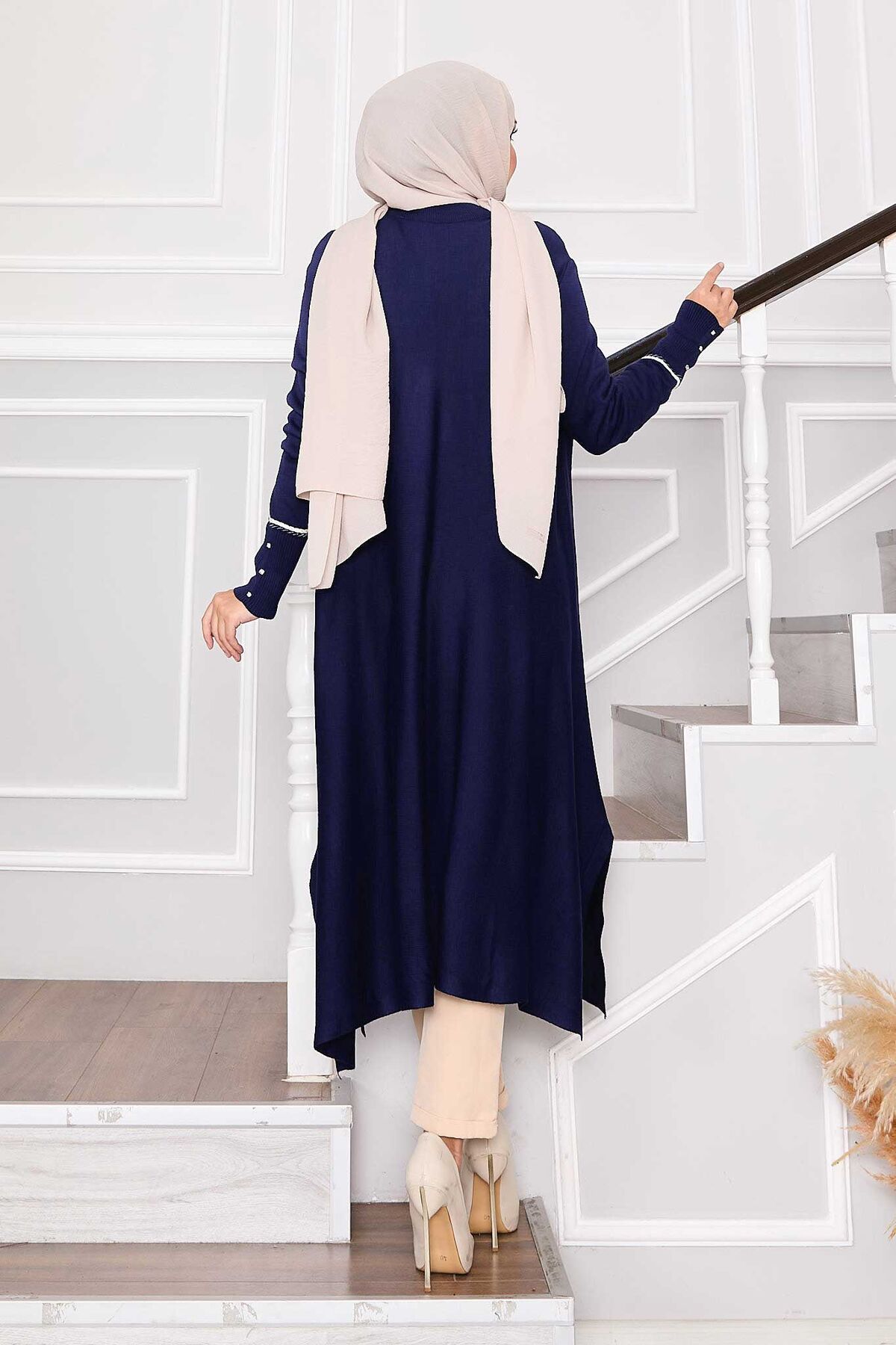 Zarif Sim Şeritli Mevlana Triko Tunik Saks Zarif Sim Şeritli Mevlana Triko Tunik Saks