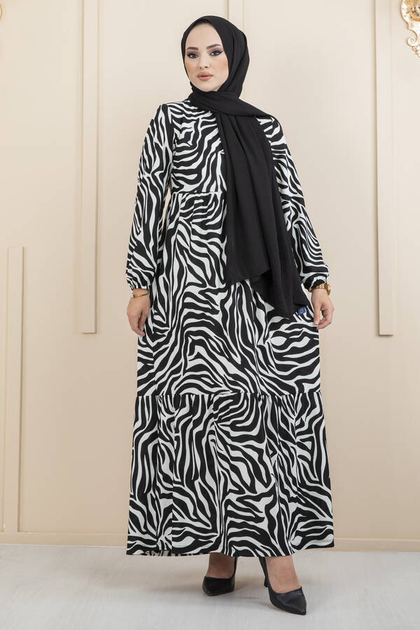 Zebra Desen Hasır Kemerli Tesettür Elbise Siyah Beyaz